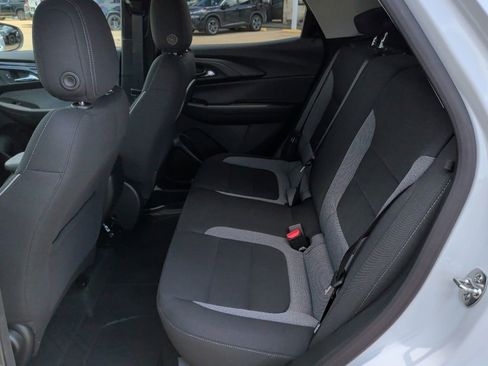 New 2026 Chevrolet TrailBlazer LS FWD image 31