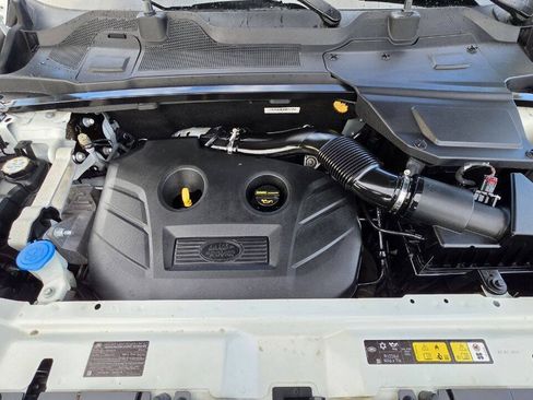 Used 2016 Land Rover Discovery Sport HSE AWD/4WD image 12