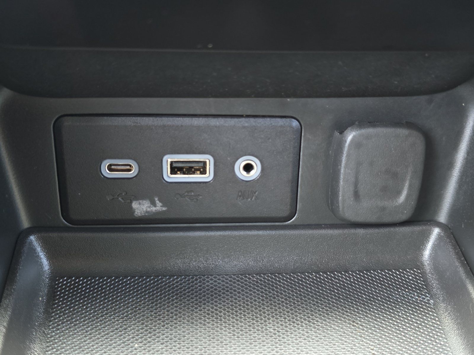 Used 2022 GMC Terrain SLE w/ Driver Convenience Package FWD image 19