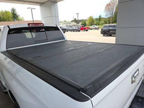 Used 2019 Toyota Tundra Limited w/ Limited Premium Package AWD/4WD image 21