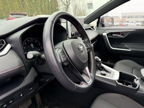 Certified 2024 Toyota RAV4 SE image 15