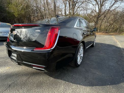 Used 2018 Cadillac XTS Luxury image 8