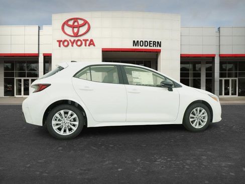 New 2026 Toyota Corolla SE FWD image 4
