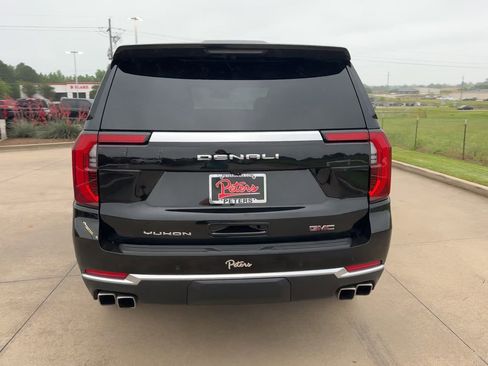 Certified 2025 GMC Yukon Denali AWD/4WD image 8