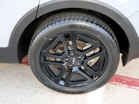 Used 2024 Kia Telluride EX X-Line AWD/4WD image 10