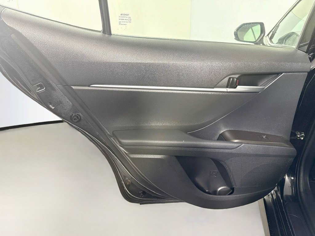 Used 2021 Toyota Camry LE FWD image 24