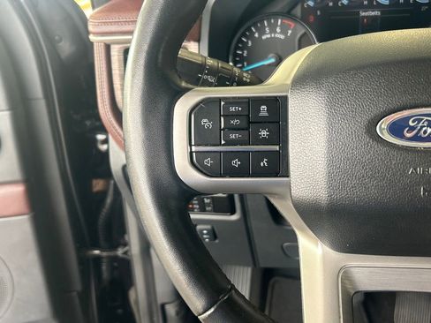 Certified 2024 Ford Expedition Limited image 38