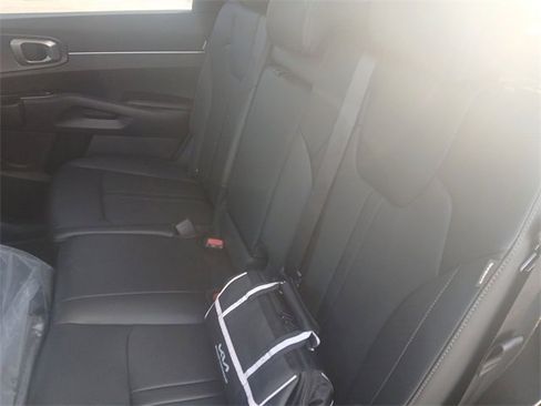 New 2026 Kia Sorento S image 21