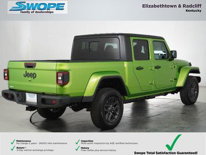 New 2026 Jeep Gladiator Sport