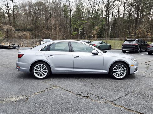Used 2019 Audi A4 2.0T Premium w/ Convenience Package image 6