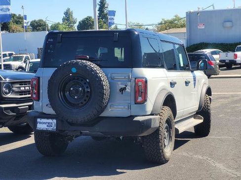 New 2026 Ford Bronco Outer Banks AWD/4WD image 4