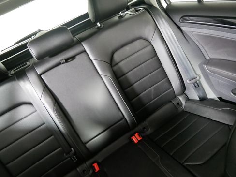 Used 2017 Volkswagen Golf SEL image 14