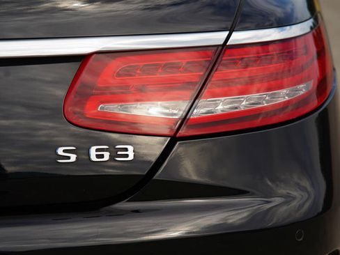 Used 2017 Mercedes-Benz S 63 AMG 4MATIC Coupe w/ Driver Assistance Package image 60