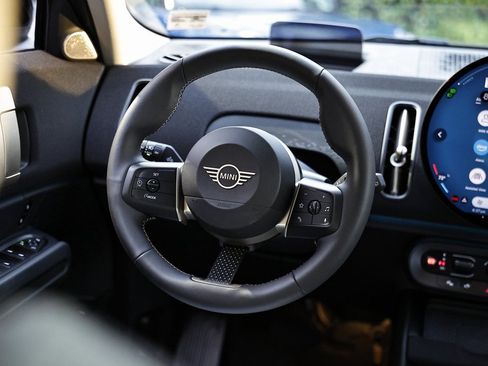 Used 2025 MINI Cooper Countryman S image 30