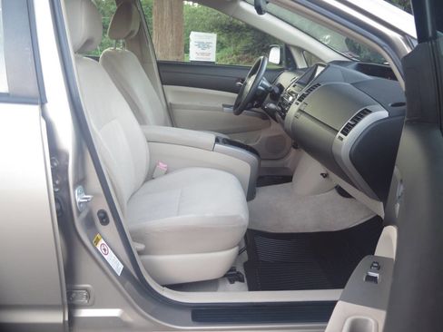 Used 2005 Toyota Prius FWD image 10