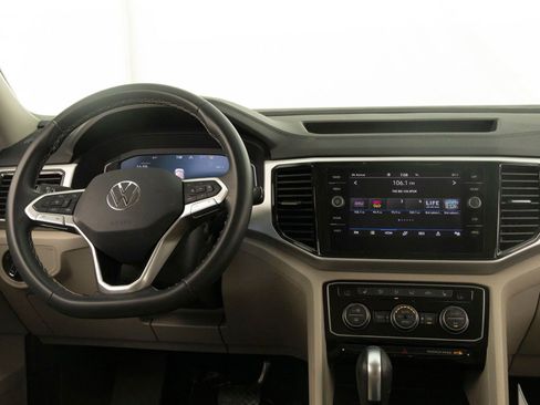 Used 2023 Volkswagen Atlas SE w/ Black Wheel Package AWD/4WD image 17