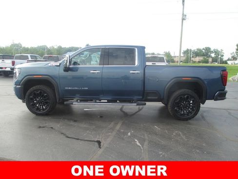 Used 2024 GMC Sierra 2500 Denali w/ Denali Reserve Package AWD/4WD image 11