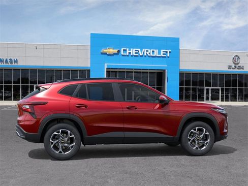 New 2026 Chevrolet Trax LT w/ Driver Confidence Package image 29