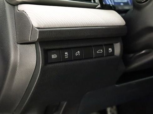 Used 2025 Toyota Camry SE image 14