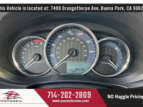 Used 2015 Toyota Corolla LE FWD image 25