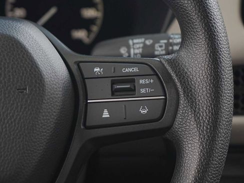 Certified 2026 Honda HR-V LX image 18