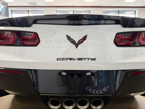 Used 2016 Chevrolet Corvette Stingray Coupe RWD image 25