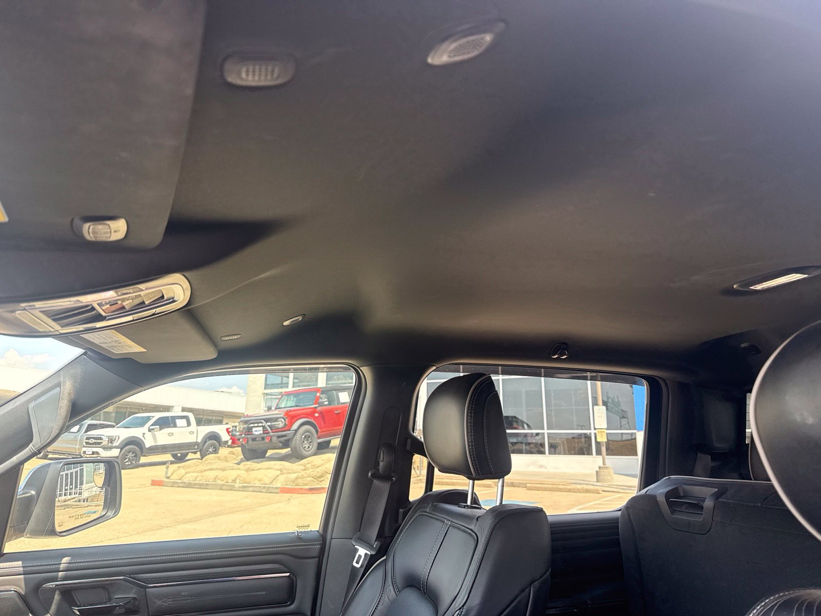 Used 2024 RAM 1500 Limited AWD/4WD image 19