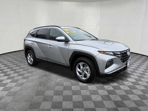 Used 2023 Hyundai Tucson SEL AWD/4WD image 3