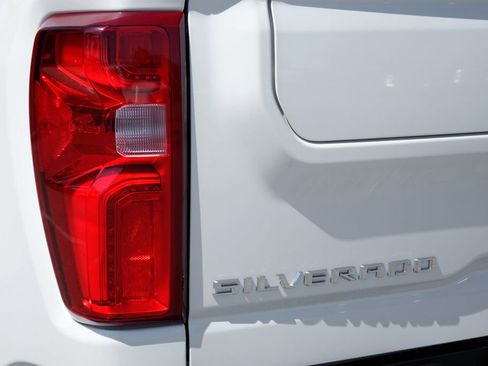 Used 2024 Chevrolet Silverado 3500 High Country w/ High Country Premium Package AWD/4WD image 58