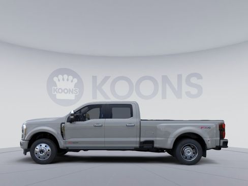 New 2026 Ford F450 Platinum w/ Platinum Plus Package image 4