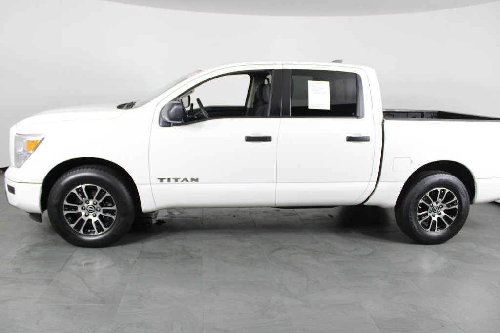Certified 2023 Nissan Titan SV RWD image 14