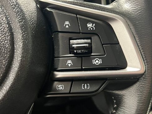 Used 2022 Subaru Forester Premium image 11