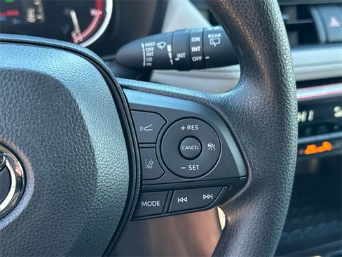 New 2025 Toyota RAV4 XLE image 23