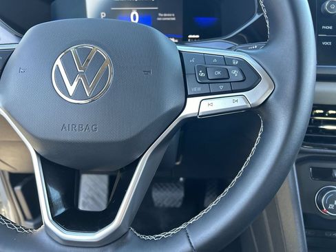 Used 2022 Volkswagen Taos SE AWD/4WD image 20