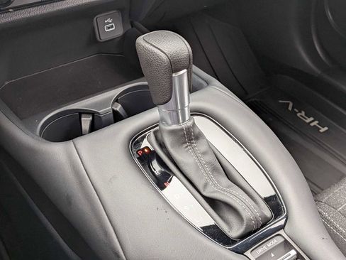 Used 2025 Honda HR-V LX image 30