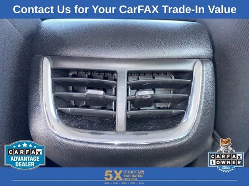 Used 2025 Chevrolet Malibu LT image 32