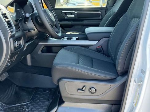 New 2026 RAM 1500 4x4 Crew Cab image 10