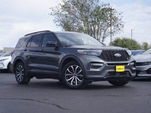 Certified 2020 Ford Explorer ST image 2