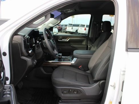 Used 2023 Chevrolet Silverado 1500 RST image 12