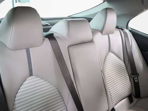 Used 2023 Toyota Camry SE FWD image 27