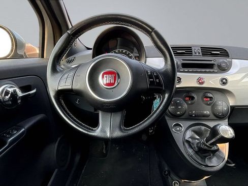 Used 2013 FIAT 500 Turbo w/ Comfort/Convenience Group FWD image 8