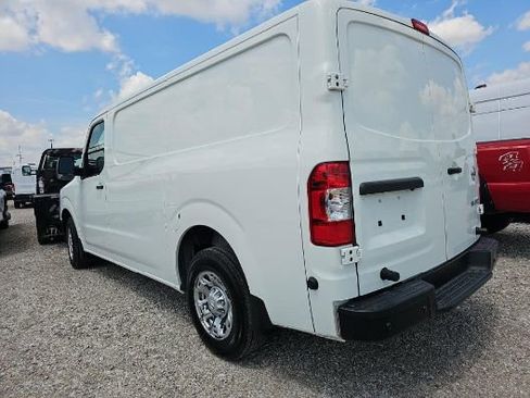 Used 2021 Nissan NV 1500 SV RWD image 2