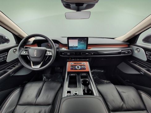 Used 2024 Lincoln Aviator Reserve w/ Equipment Group 201A image 15