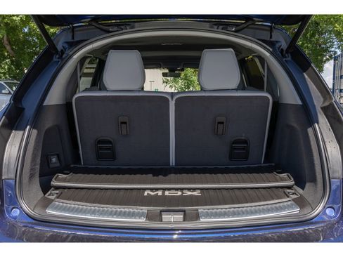 Used 2020 Acura MDX SH-AWD w/ Advance Package image 16