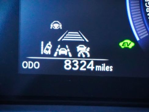 Certified 2025 Lexus UX 300h FWD image 9