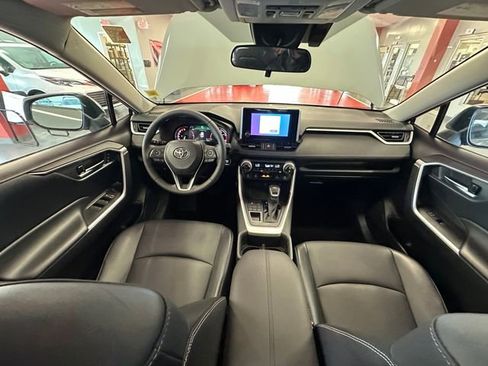 Used 2023 Toyota RAV4 XLE Premium image 13