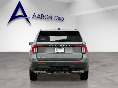 New 2026 Ford Explorer Active image 4
