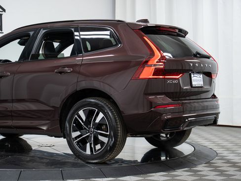 New 2026 Volvo XC60 B5 Core w/ Climate Package image 29