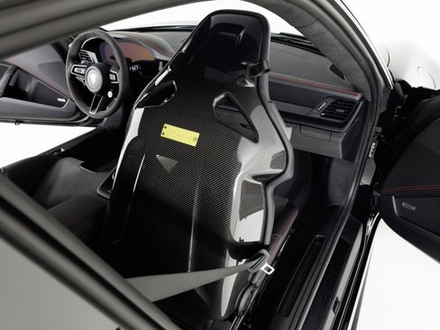 Used 2025 Porsche 911 GT3 RWD image 50