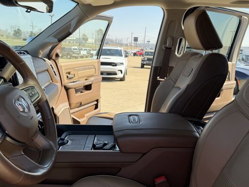 Used 2024 RAM 3500 Limited w/ Safety Group image 23